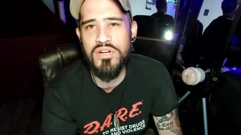 brownboyt online show from June 6, 3:00 am
