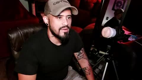 brownboyt online show from June 20, 12:14 am