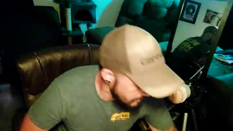 brownboyt online show from June 26, 8:13 pm