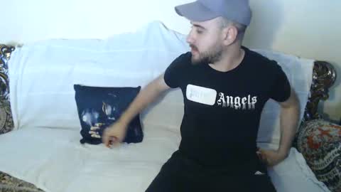 brownhaiir online show from November 25, 11:10 am