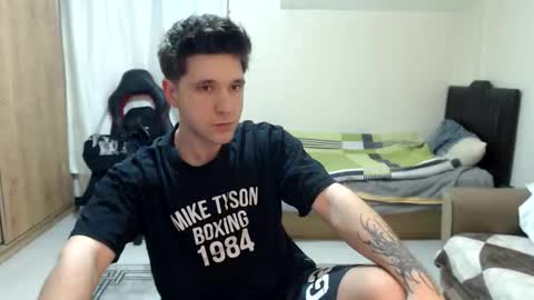 brownhaiir online show from February 4, 6:14 pm