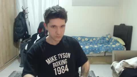 brownhaiir online show from March 26, 8:36 pm