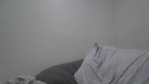 Bruc12168 fit slim new makemecum bigdick edging online show from July 10, 11:57 am