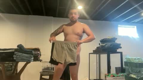 Snapshot of bruce5159 chatting on February 10, 8:35 pm Bruce online show from February 10, 8:35 pm