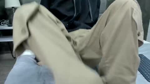 Bruce Hans online show from October 10, 11:42 am