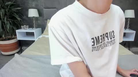 Bruce Hans online show from December 3, 11:41 am