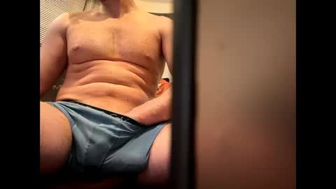 brucelogan80 online show from March 29, 1:27 am