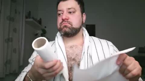 Bruce online show from November 25, 5:24 pm