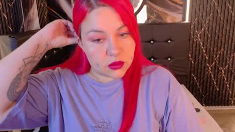 Bruja SCarlata online show from April 1, 1:06 am