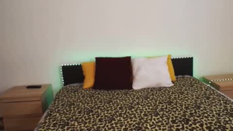 Ellis online show from January 26, 7:10 am