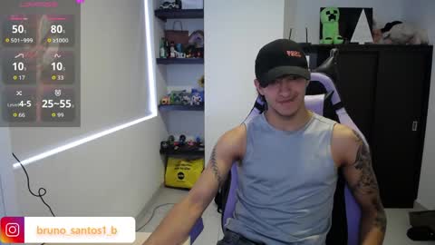 Snapshot of bruno_santos1 chatting on March 25, 3:07 pm Bruno online show from March 25, 3:07 pm