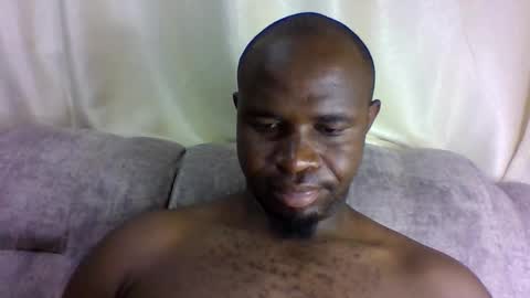 brucedarling online show from April 9, 4:23 am