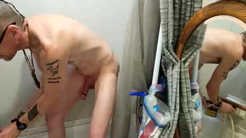 Steve... aka SkinnieDippin aka TimberTramp online show from February 2, 5:11 pm