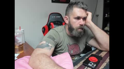 Snapshot of brutalmaster1983 chatting on July 4, 7:31 pm BRUTALMASTER1983 online show from July 4, 7:31 pm
