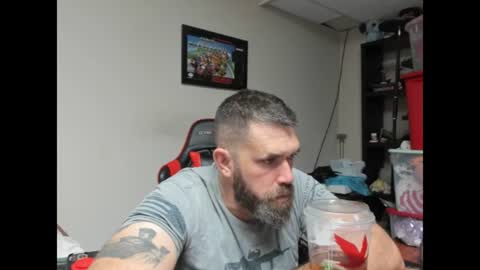 Snapshot of brutalmaster1983 chatting on July 10, 9:45 am BRUTALMASTER1983 online show from July 10, 9:45 am