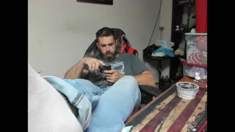 Snapshot of brutalmaster1983 chatting on July 26, 8:21 am BRUTALMASTER1983 online show from July 26, 8:21 am