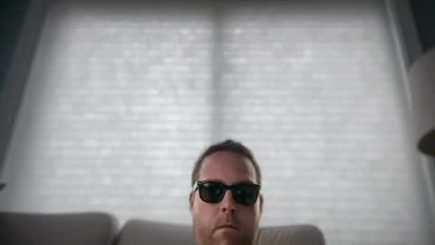 Snapshot of brwrhc87 chatting on June 20, 6:22 pm brwrhc87 online show from June 20, 6:22 pm