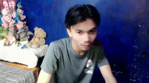 Snapshot of bry_cumxx chatting on April 7, 9:21 am bryan online show from April 7, 9:21 am