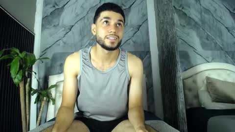 Snapshot of bry_dalton chatting on November 9, 3:49 am Bry Dalton online show from November 9, 3:49 am