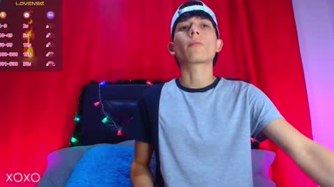 BRYAM INDEPENDENT MODEL online show from November 15, 10:15 pm