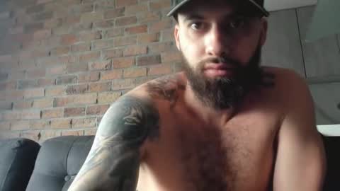 Snapshot of bryson_jace1 chatting on December 4, 7:11 pm Bryson Jace online show from December 4, 7:11 pm