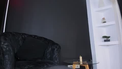 Snapshot of bryxxxon1 chatting on January 10, 3:39 am Bryxon online show from January 10, 3:39 am