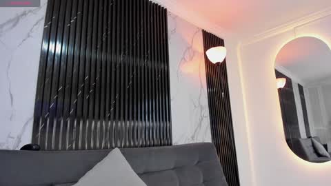 Snapshot of bryxxxon1 chatting on January 14, 2:53 pm Bryxon online show from January 14, 2:53 pm