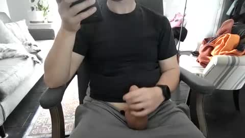 Snapshot of bstackk chatting on March 23, 8:13 pm bstackk online show from March 23, 8:13 pm