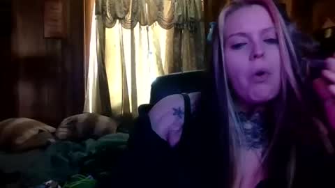 bstoned123 online show from February 5, 3:49 pm