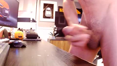 Snapshot of btone1979 chatting on March 19, 1:48 pm btone1979 online show from March 19, 1:48 pm