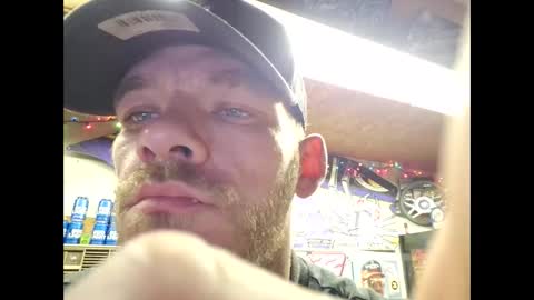 Snapshot of btown3095 chatting on September 28, 10:15 pm btown3095 online show from September 28, 10:15 pm