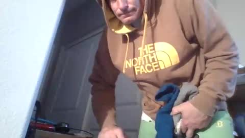 Snapshot of btownstud chatting on February 20, 4:28 am btownstud online show from February 20, 4:28 am