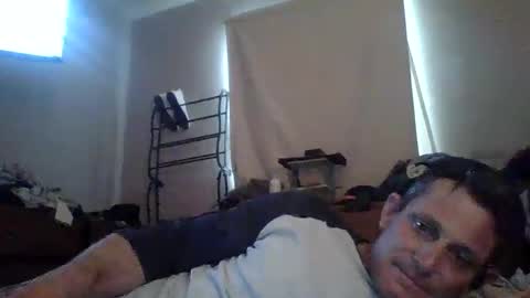 Snapshot of btownstud chatting on October 4, 10:52 pm btownstud online show from October 4, 10:52 pm