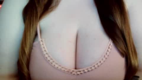 Snapshot of bubble_bambam chatting on October 13, 5:13 pm Nancy 3 online show from October 13, 5:13 pm