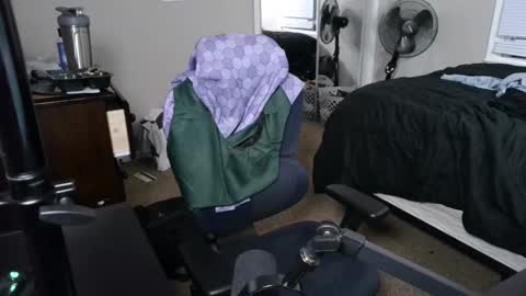 BubblebuttBdn online show from September 24, 7:01 am