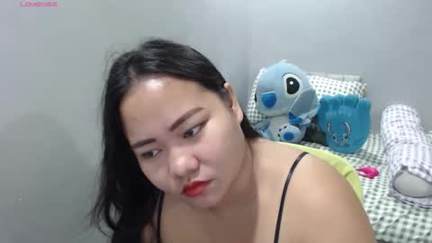 Snapshot of bubblebuttpinay chatting on October 15, 2:33 am Sunshine online show from October 15, 2:33 am