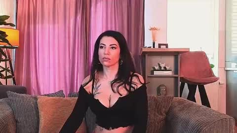 MayaCroft online show from February 8, 7:37 am