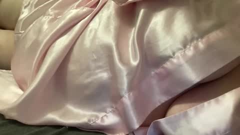 Snapshot of bubblegirl0 chatting on February 18, 9:55 pm bubblegirl online show from February 18, 9:55 pm