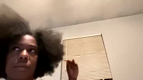 Bubblez the Doll online show from March 2, 5:08 am