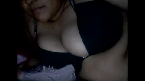 Snapshot of bubblgum3 chatting on May 15, 1:23 am koko kisses online show from May 15, 1:23 am