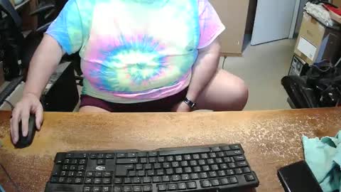 Snapshot of bucku2 chatting on February 12, 10:05 pm Bucku2 online show from February 12, 10:05 pm