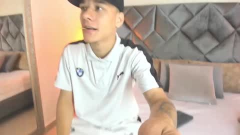 Buda y Cataleya online show from February 27, 12:49 pm