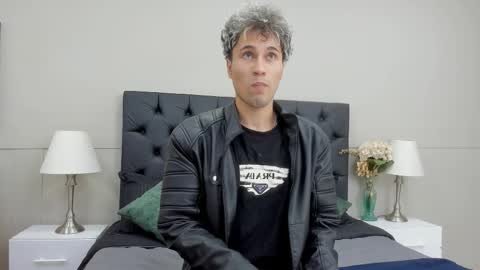 Snapshot of buddy_whitte chatting on September 22, 11:34 am Buddy Whitte online show from September 22, 11:34 am