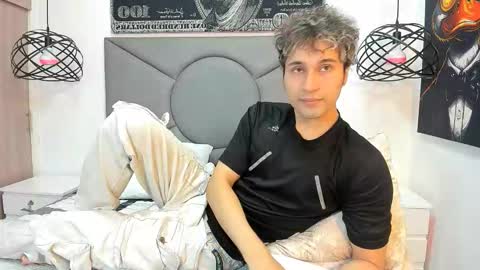 Snapshot of buddy_whitte chatting on November 4, 12:04 pm Buddy Whitte online show from November 4, 12:04 pm