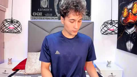 Snapshot of buddy_whitte chatting on December 5, 12:25 pm Buddy Whitte online show from December 5, 12:25 pm