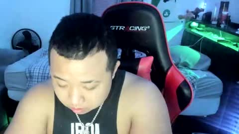 buffsexyman24 online show from March 4, 11:22 pm