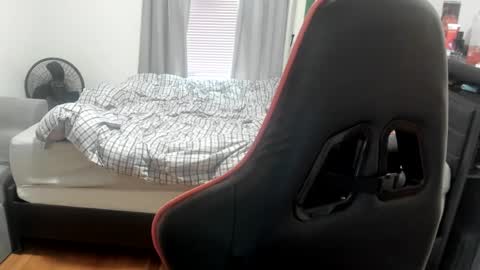 buffsexyman24 online show from March 5, 7:06 pm