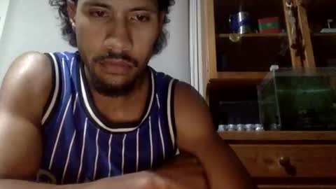 Snapshot of bulaboy27 chatting on January 12, 3:25 pm meaty man online show from January 12, 3:25 pm