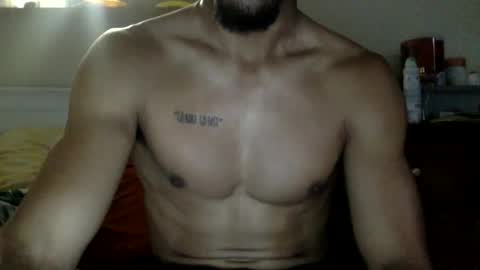 Snapshot of bulaboy27 chatting on March 2, 10:16 pm meaty man online show from March 2, 10:16 pm