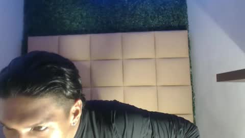 bull_cam online show from September 21, 7:15 pm